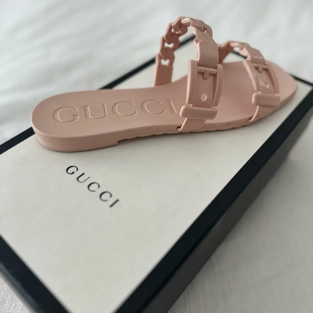 Gucci Pink Rubber Chain-Strap Slide Sandals - Picture 4 of 6